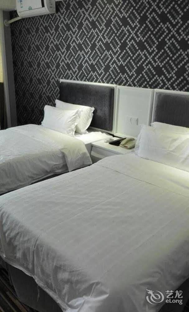 New Zhongxun Business Hotel Yueyang Exterior foto